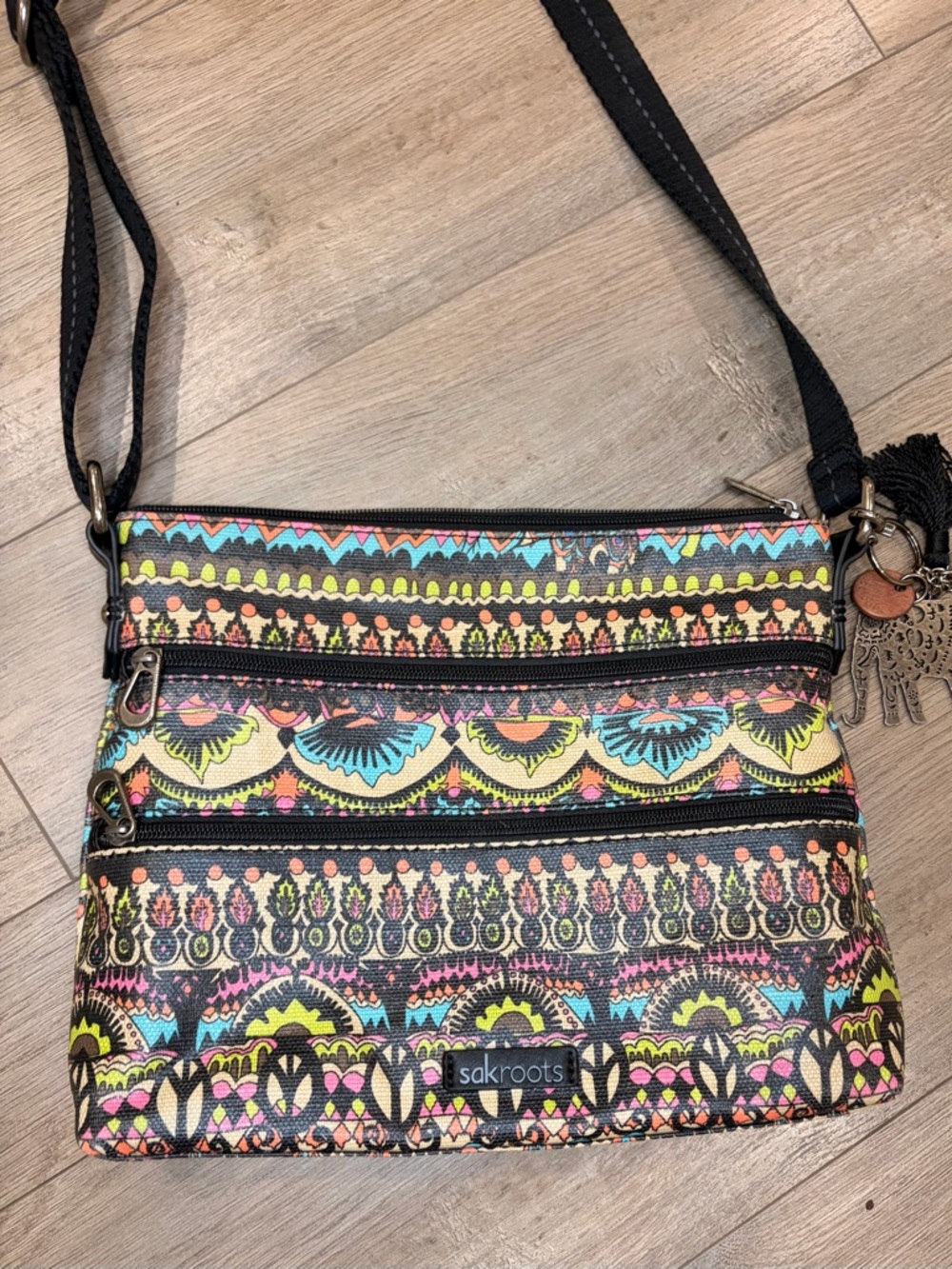 Sakroots Boho Artist Circle Flat Crossbody Shoulder Bag